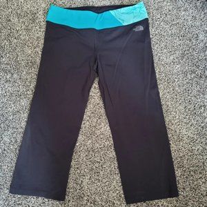 North Face Vapor Wick Capris
